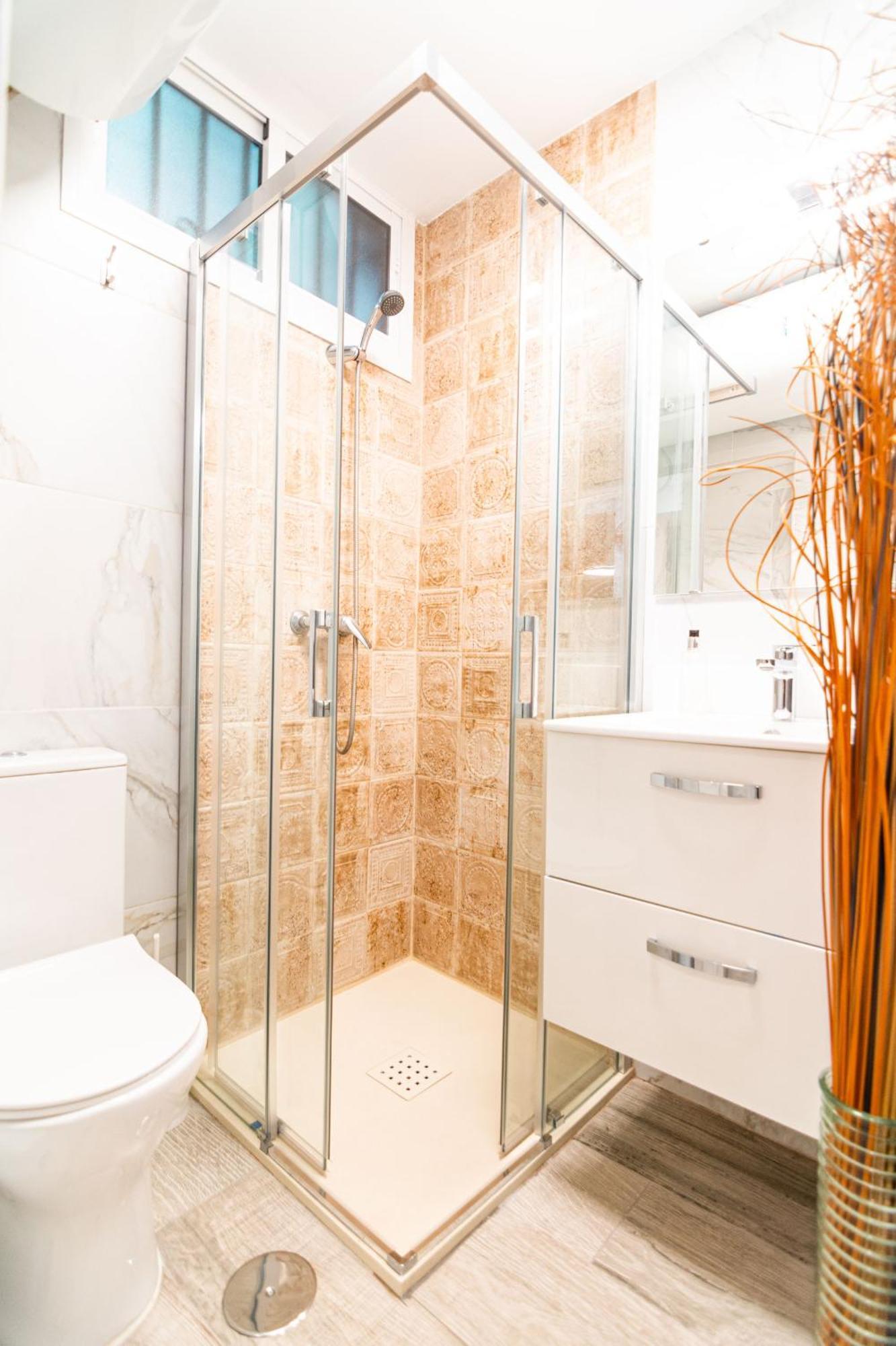 Edomus Playa Y Sol Boutique Apartment Севиля Екстериор снимка