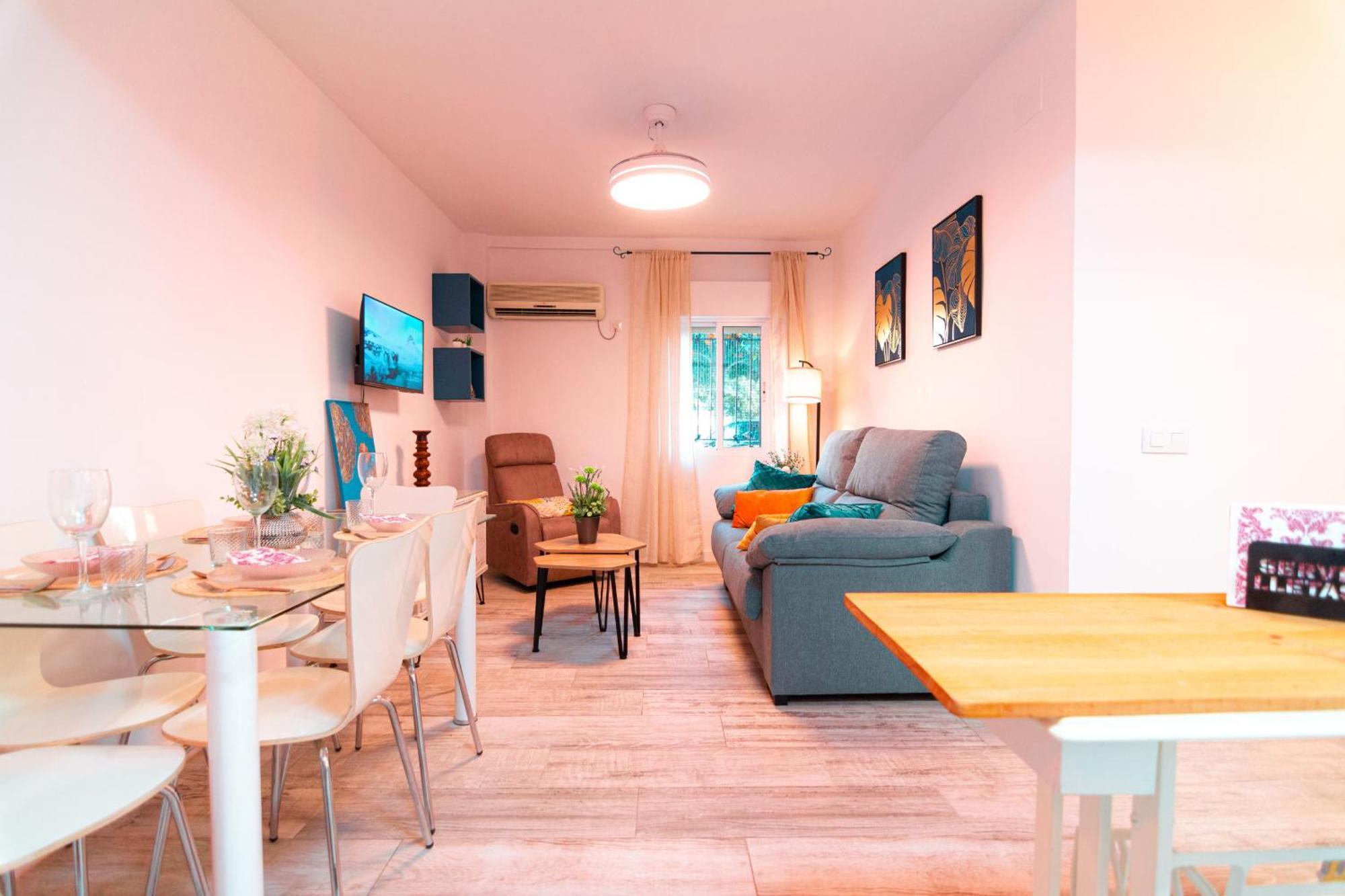 Edomus Playa Y Sol Boutique Apartment Севиля Екстериор снимка
