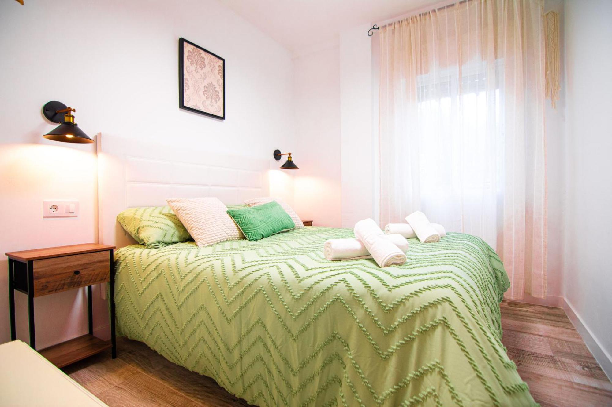 Edomus Playa Y Sol Boutique Apartment Севиля Екстериор снимка