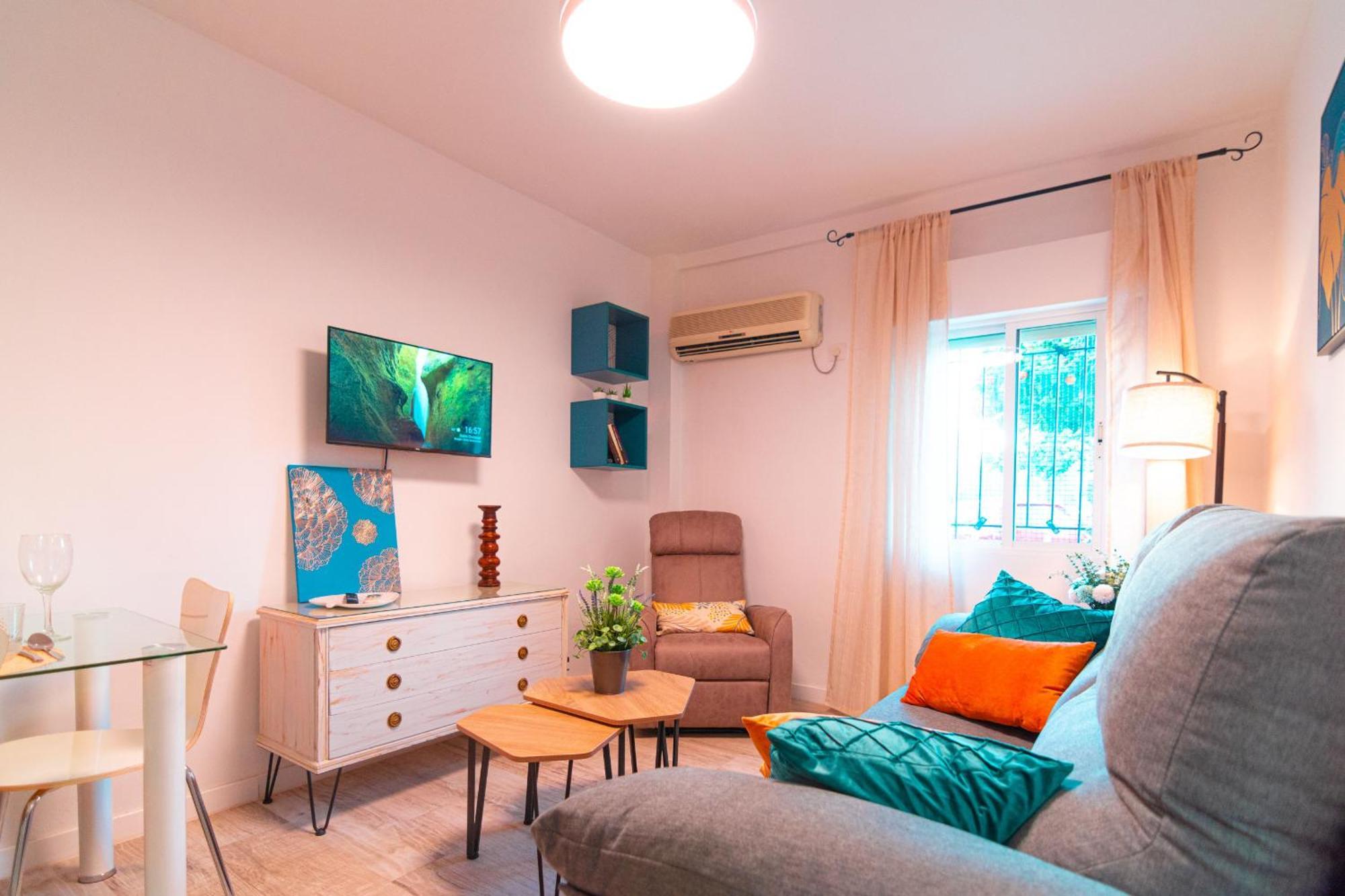 Edomus Playa Y Sol Boutique Apartment Севиля Екстериор снимка